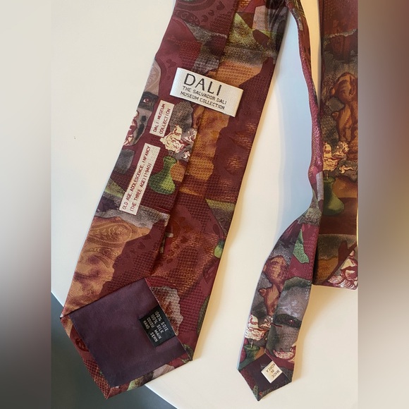 Salvador Dali Vintage 100% Silk Tie Old age, Adolescence, Infancy - Picture 2 of 4